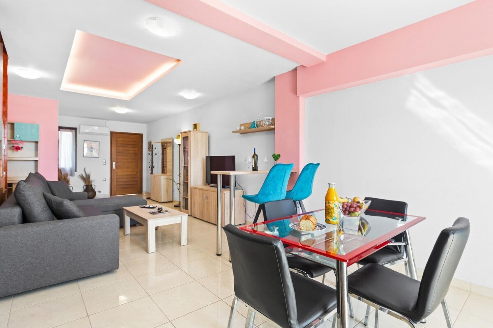 อพาร์ทเมนท์ | 2 ห้อง นอน, โต๊ะทำงาน