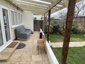 Apartment | Terrace/patio - Spacious one Bedroom Apartment With Free Parking (Enfield)