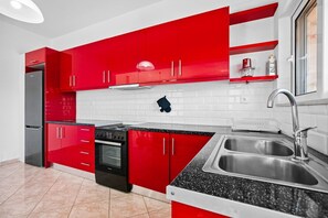 3 bedrooms - Chrisy s Apartment in Chania (Chania)