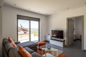 2 bedrooms - Kayzo Luxury Apartment With Pool (Platanias)