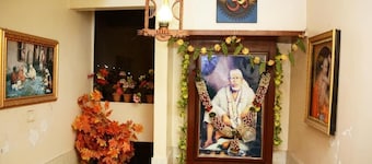 Hotel Sai Varsha