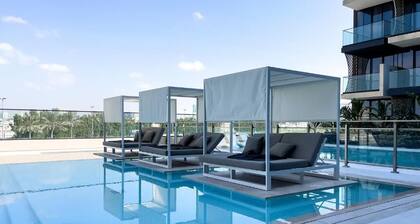 Luxe 1BR 15Mins- Beach Best Infinity Pool -Jumeirah Village Circle ,JVC