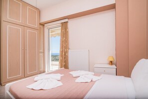 3 bedrooms - Leonidas House With Sea View (Platanias)