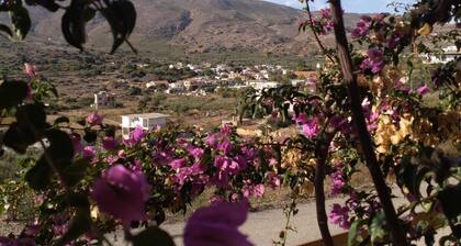 Peroulakis Traditional House