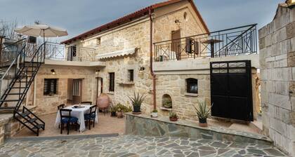 Traditional Stone House Rafael