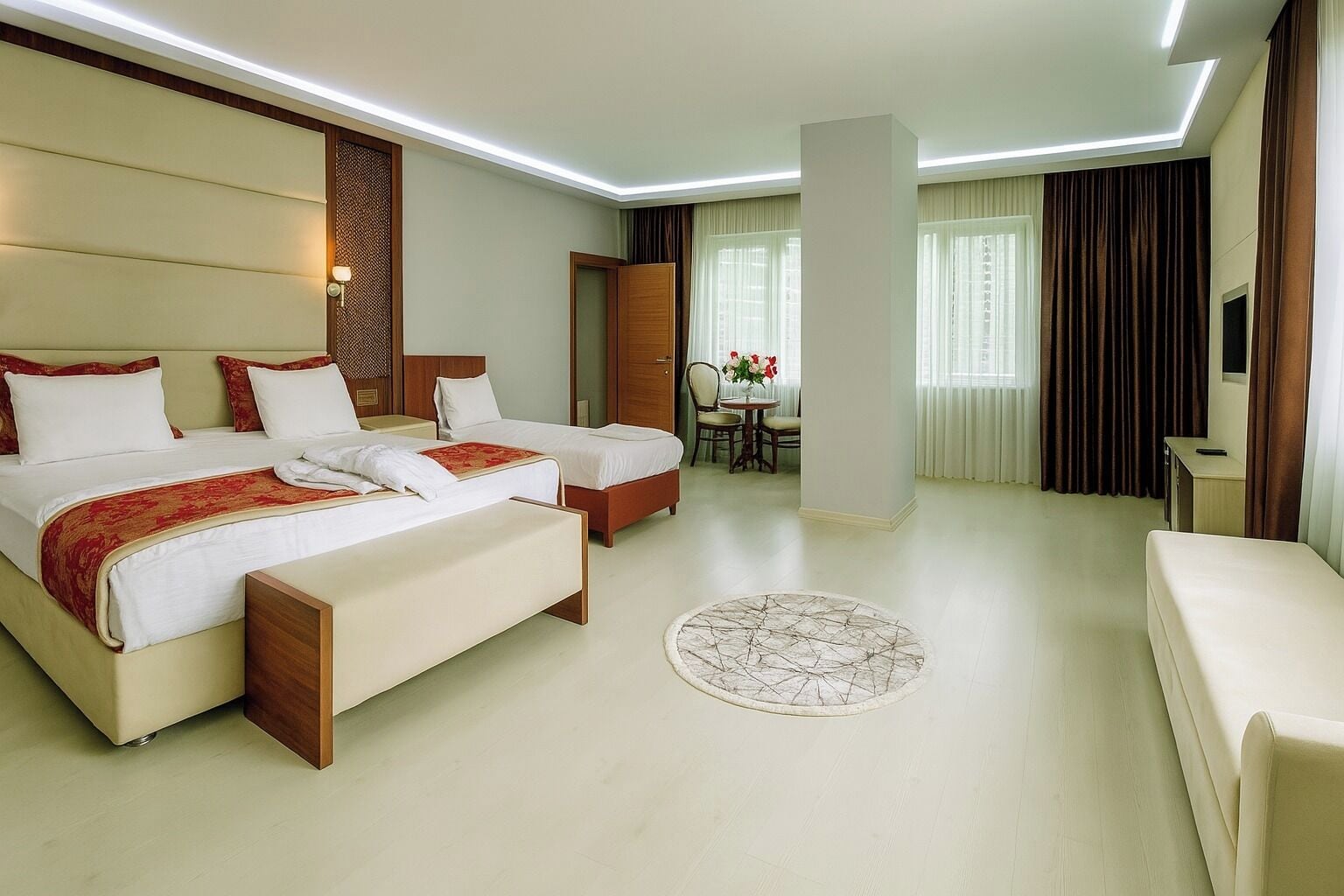 City-Suite, Verbindungszimmer | Verdunkelungsvorhänge, schallisolierte Zimmer, Bügeleisen/Bügelbrett