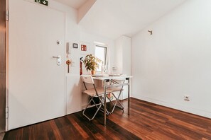 Spiseområde på rommet