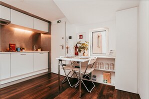 Restauration dans la chambre