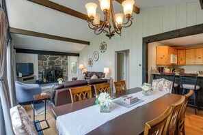 House (4 Bedrooms) | Interior - Winhall Home w/ Sauna < 1 Mi to Stratton Mountain! (Bondville)