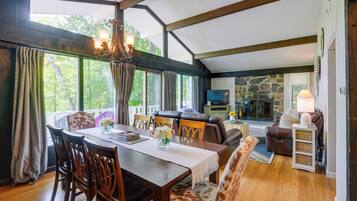 Rumah (4 Bedrooms) | Interior