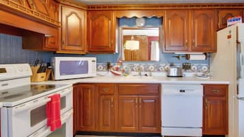 Cottage (3 Bedrooms) | Interior