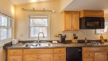 Cottage (1 Bedroom) | Interior