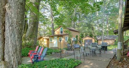 Steps to Chautauqua Lake: Cozy Cottage w/ Patio