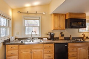 Cottage (1 Bedroom) | Interior