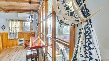 Apartment (0 Bedroom) | Interior