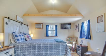 Countryside Tiny Home in Cameron ~ 5 Mi to Poteau!