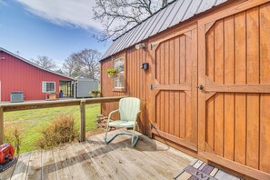 Interior - Countryside Tiny Home in Cameron ~ 5 Mi to Poteau! (Cameron)