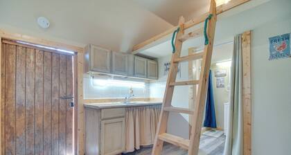 Countryside Tiny Home in Cameron ~ 5 Mi to Poteau!