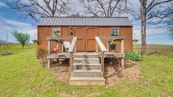 Apartment (0 Bedroom) | Front of property