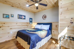 House (1 Bedroom) | Interior