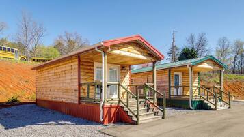 Rumah (1 Bedroom) | Bagian depan properti