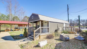 House (1 Bedroom) | Interior