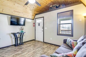 House (1 Bedroom) | Interior