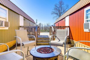 Interior - Charming Cabin Near Great Smoky Mountains! (Newport)