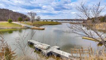 House (3 Bedrooms) | Front of property