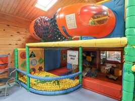 2 多间卧室、特色装修、特色家居、免费 WiFi