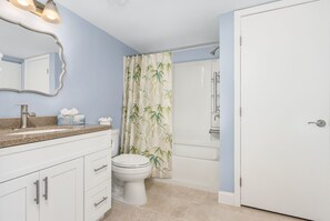 Condo, 1 Bedroom | Bathroom | Towels - Estero Beach and Tennis #1005 by RedAwning - 15% off through September 2024 (Fort Myers Beach)