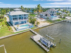 House, 4 Bedrooms | Marina