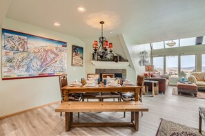 Apartamento, 3 habitaciones | Restauración