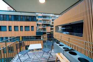 Outdoor dining - Vienna Residence, Vorgartenstr. - Leopoldst. #6425 (Vienna)