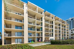 Exterior - “Shoreline Retreat”~Mariner East ~Ground Floor~ 1 Bedroom 2 Bath~Sleeps 6 (Panama City Beach)