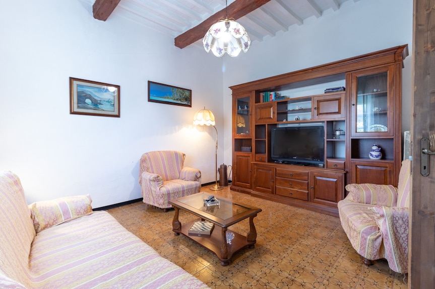 2 Bedroom Private Vacation Home In Capannori - Provincie Pistoia