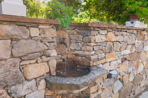 2 Bedroom Private vacation home in Capannori