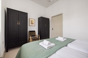 2 soverom, strykejern/-brett, wi-fi (inkludert) og sengetøy