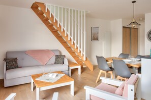 TV - 450m beach- Comfort in this pretty flat for 4 (Fouesnant)