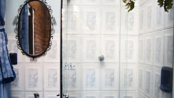 Seife, Toilettenpapier