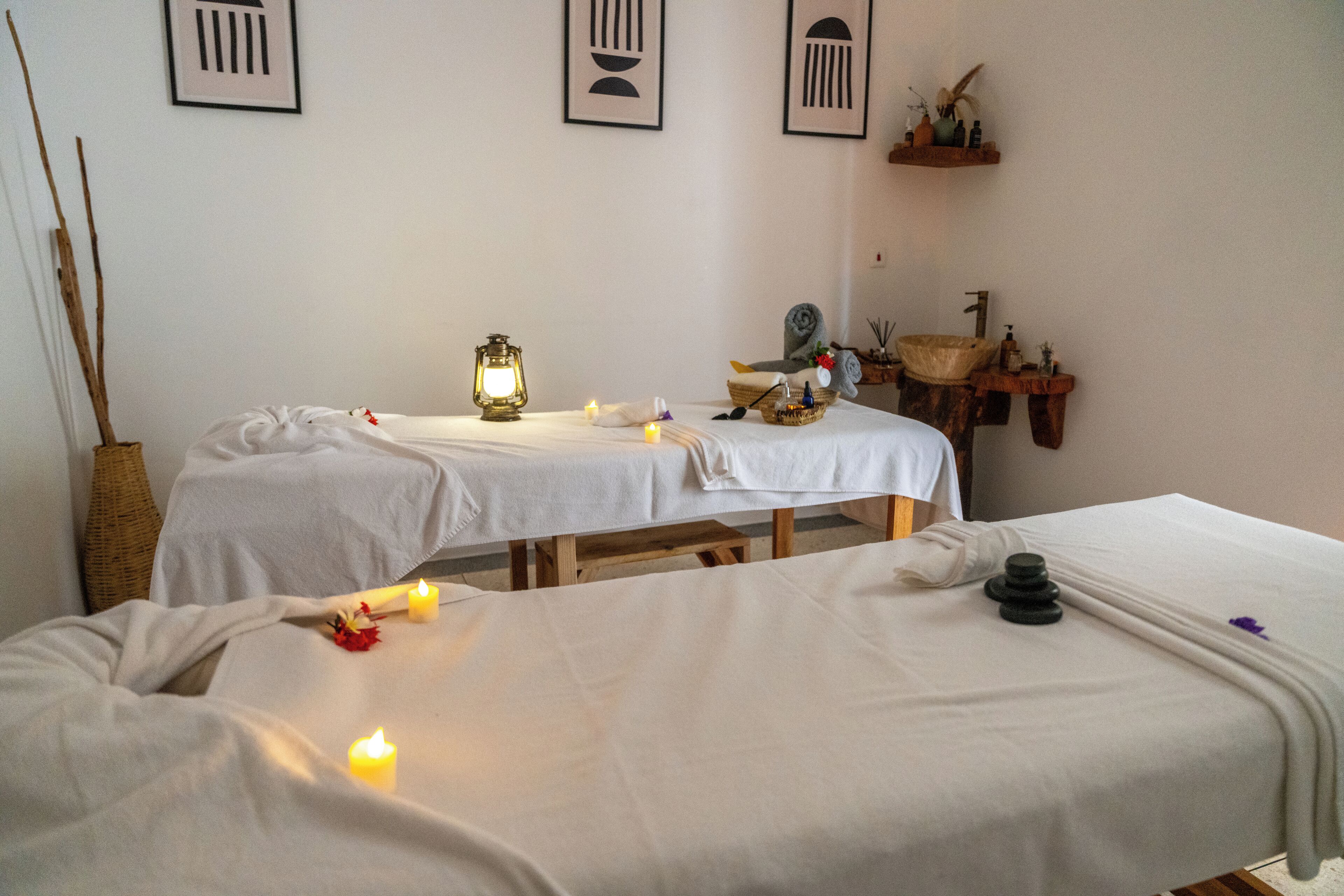 Behandlingsrom for par, kroppsbehandlinger, hydroterapi og aromaterapi