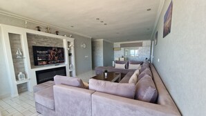 Living area - Marina View apartment (Tanger)