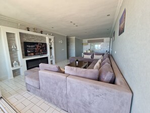 Living area - Marina View apartment (Tanger)