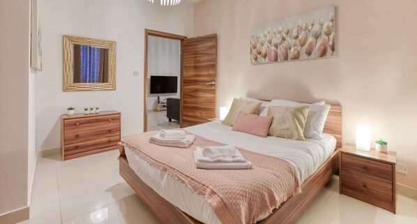 Desk, iron/ironing board, travel crib, WiFi