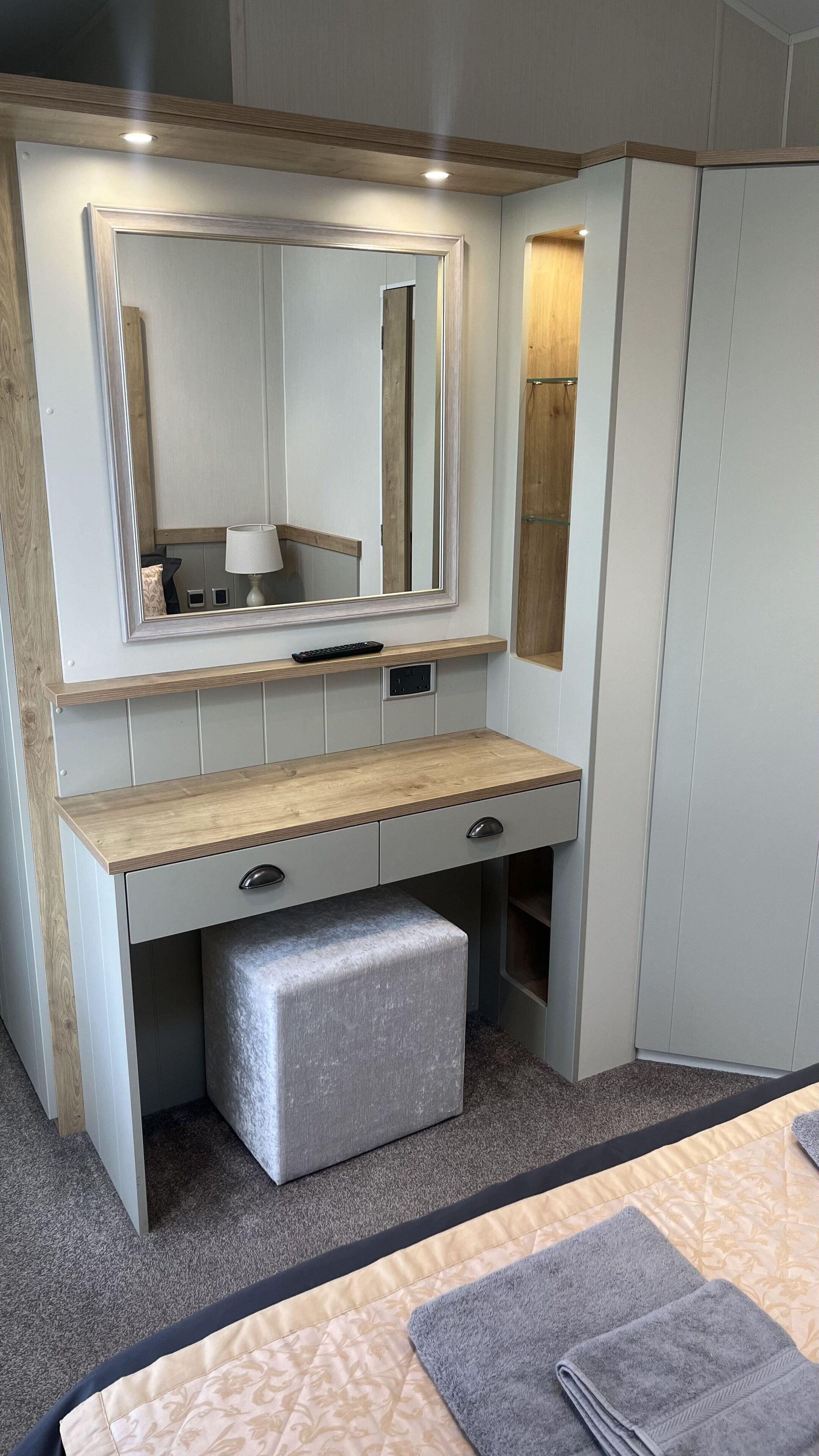 Cabin | 1 bedroom, iron/ironing board, free WiFi, bed sheets