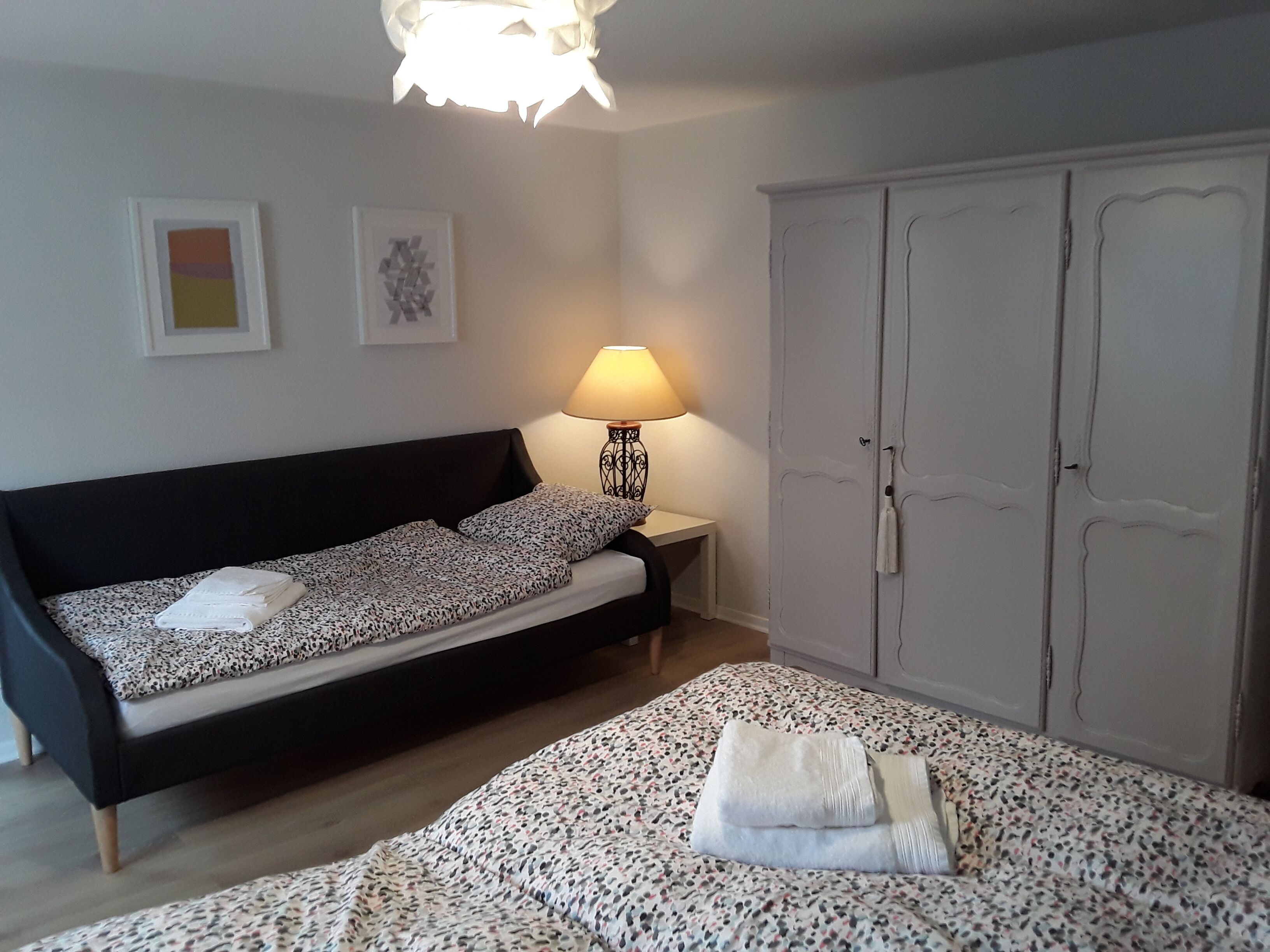 2 habitaciones y caja de seguridad en la habitación 