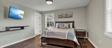 4 bedrooms, iron/ironing board, travel cot, free WiFi