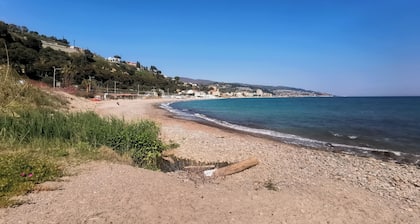 Nature's Rustico - Quiet Location - Picturesque