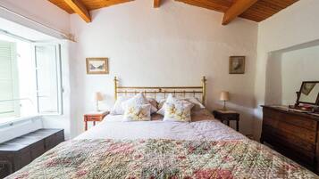 2 Schlafzimmer, Bügeleisen/Bügelbrett, kostenloses WLAN, Bettwäsche