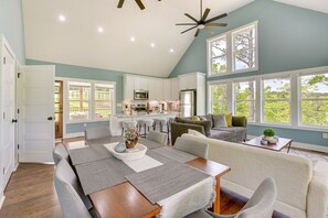 Dining - Lakefront Luxury Retreat, Kayaks, Game Room, Firepit, Pool Table & Private Dock (Wedowee)